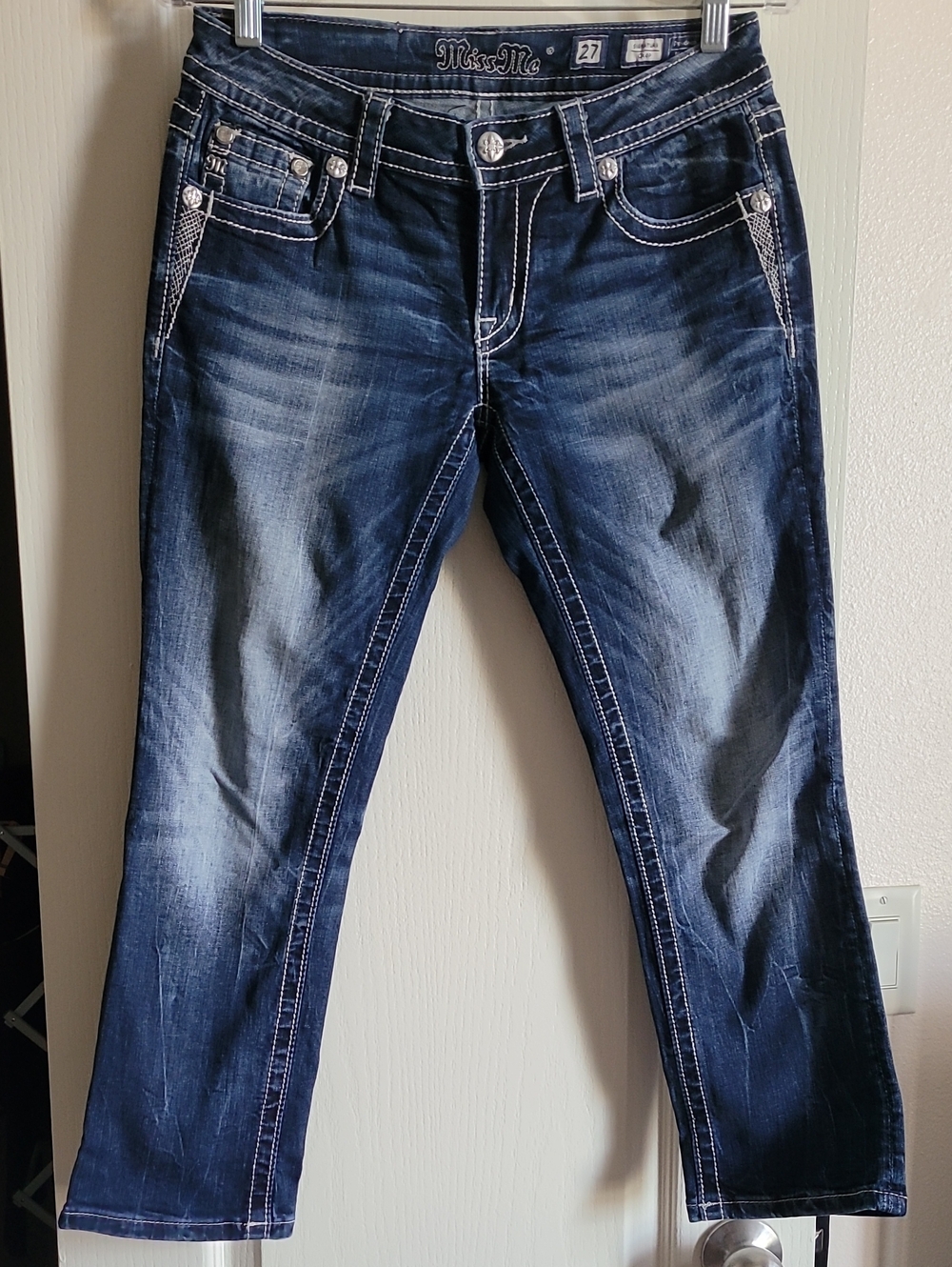 Miss Me Dark Blue Cropped Jeans with Contrast Stitching